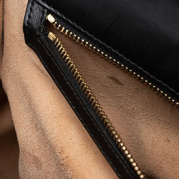 Gucci Guccissima Leather Padlock Medium Shoulder Bag - Picture 14 of 15